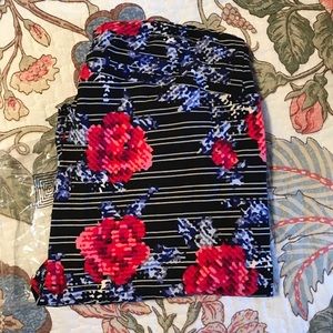 LuLaRoe black floral stripe leggings